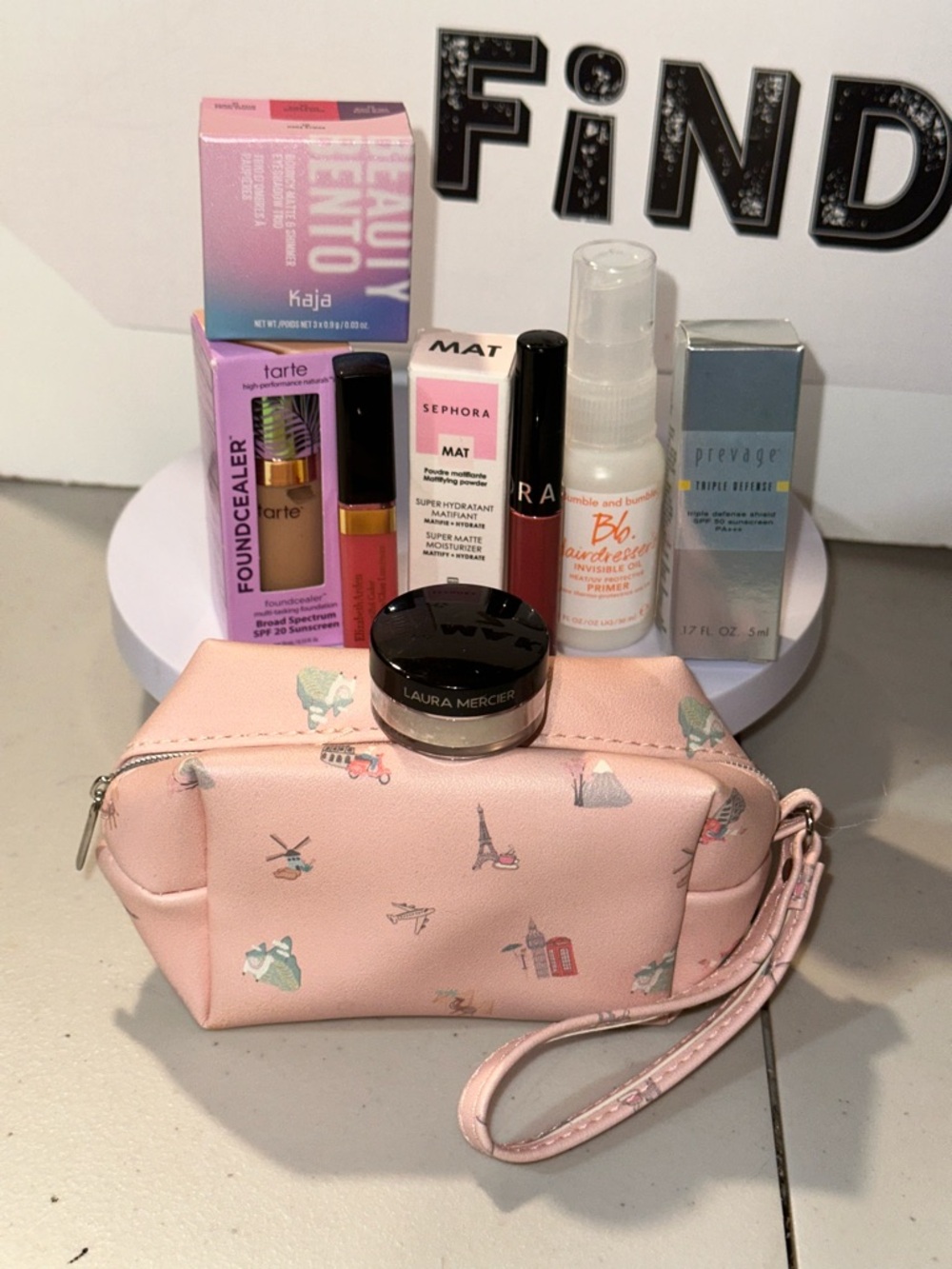 Pink Travel Cosmetic Pouch Wristlet Includes Cosmetics - Picture 3 of 4